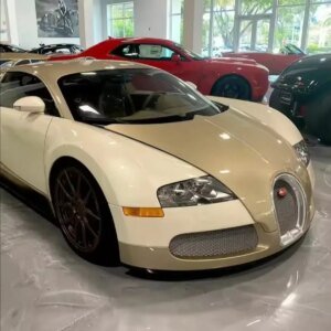 2008/2009 New Bugatti Veyron Fastest Automatic Mini Sedan with Left Steering Leather Seats Aspire/Classic Mini Model Options